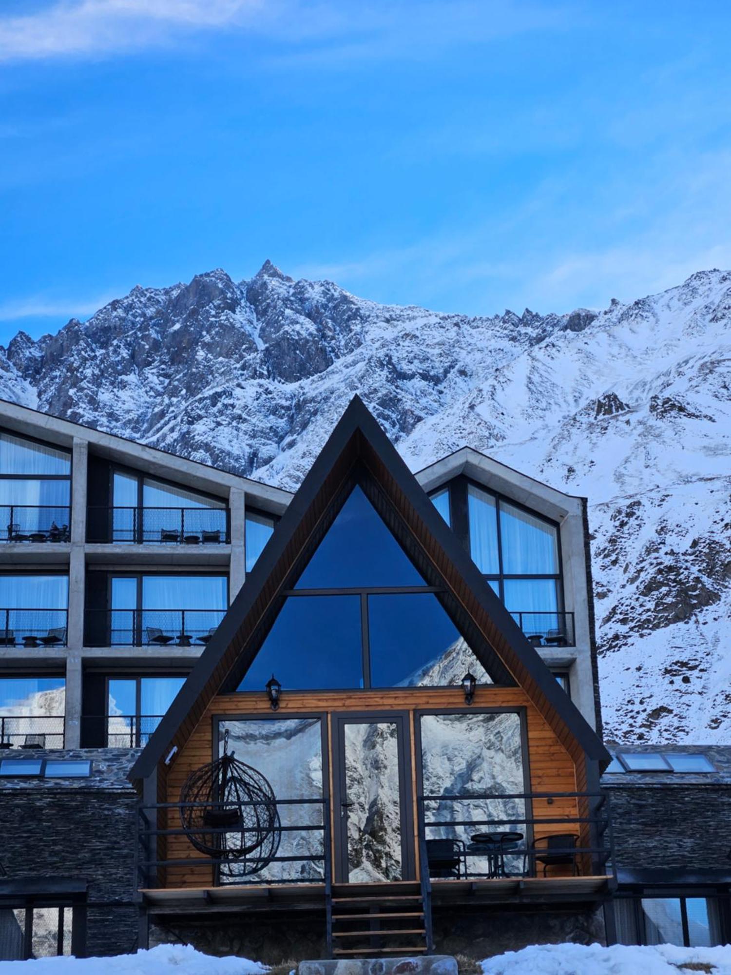 Misty Rocks Kazbegi Apartamento Exterior foto